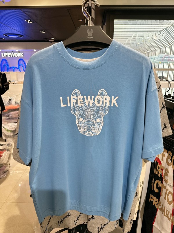 韓國 LIFEWORK- T-SHIRT | 截單日期：20/03/2024 8:00AM | 預計3月尾-4月頭左右到貨。