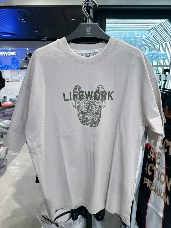 韓國 LIFEWORK- T-SHIRT | 截單日期：20/03/2024 8:00AM | 預計3月尾-4月頭左右到貨。