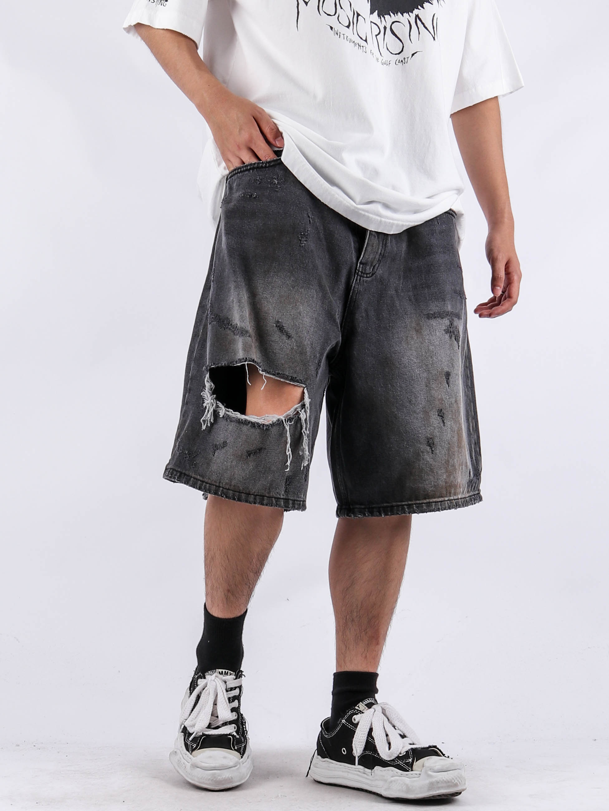 justyoung-AC Black Destroyed Shorts♡韓國男裝褲子