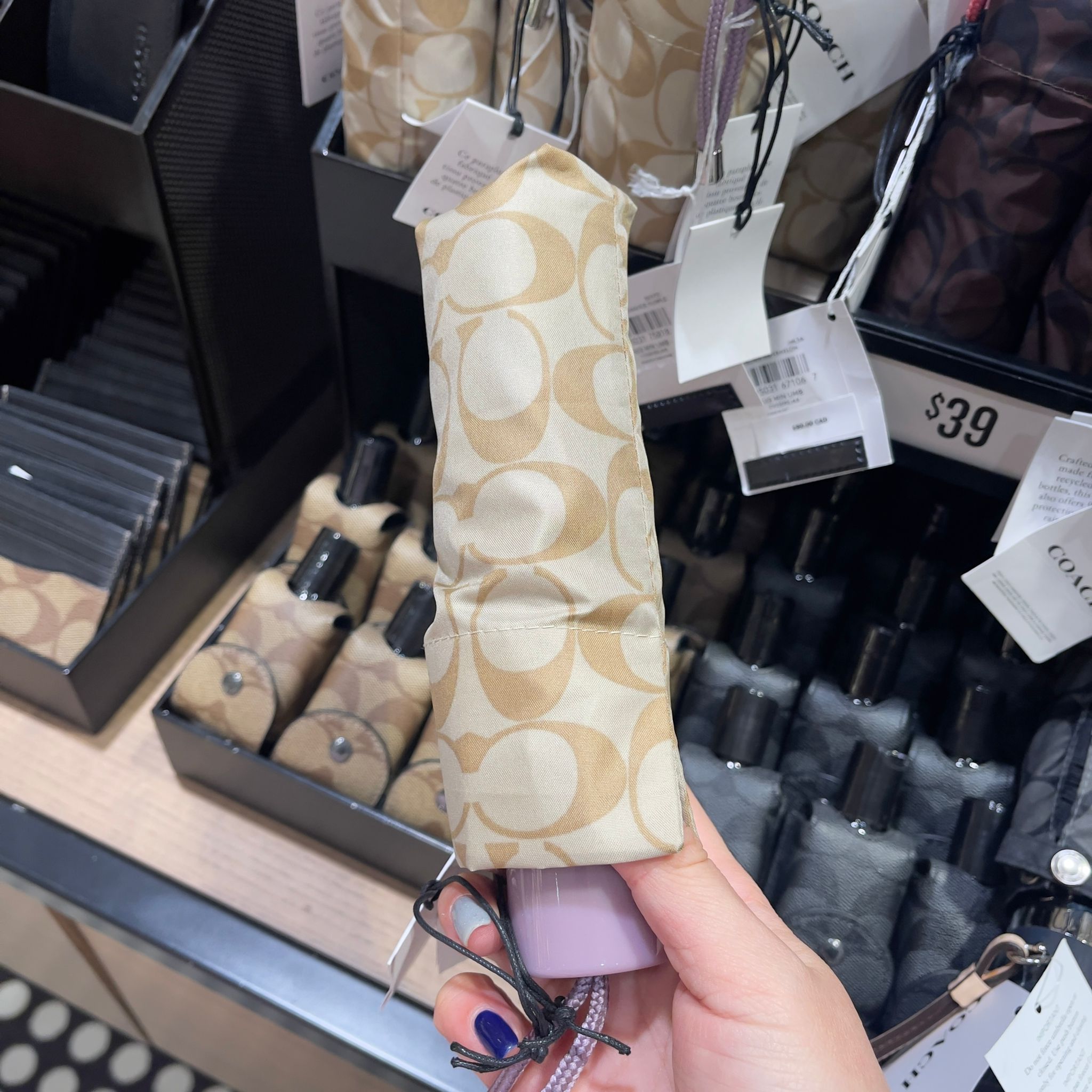 【加拿大空運直送】COACH Signature Umbrella Beige