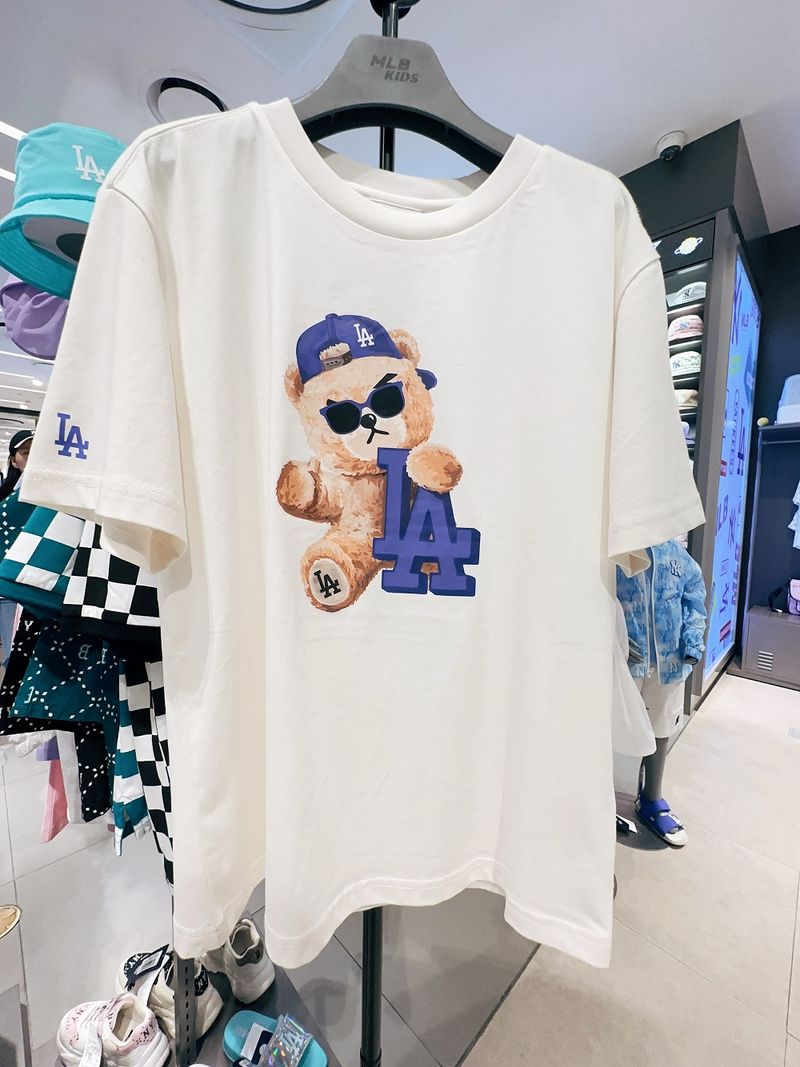 【限時優惠】MLB KIDS | Mega Bear Artwork Short Sleeve T-shirt LA Dodgers - Cream