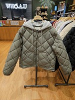 韓國直送 WHO.A.U - Hood Quilting Jumper