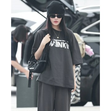 韓國直送 MTK - FABRIC ARC HOBO BAG IN BLACK (韓星 Aespa NingNing 同款系列) 韓國直送 MTK - FABRIC ARC HOBO BAG IN BLACK (韓星 Aespa NingNing 同款系列)