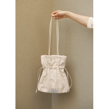 韓國KWANI-Crinkle Shoulder Bag Warm Ivory