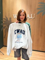 韓國直送 WHO.A.U -  Winter StevePhoto Sweatshirt(Brushed) (OATMEAL GRAY)