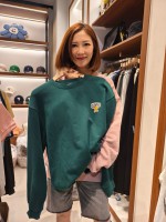 韓國直送 WACKY WILLY - Basic Logo Wappen Man To Man Light Gray
