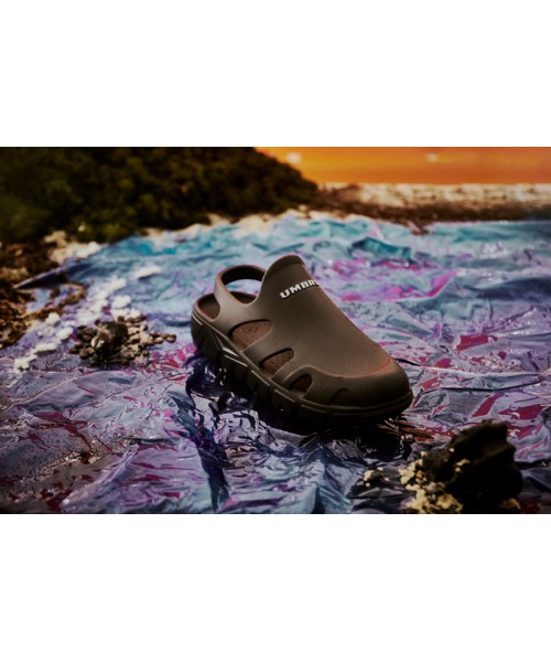 UMBRO★ TOPI FISHERMAN UNISEX UMBRO TOPI FISHERMAN SANDALS Available sizes 230, 240, 250