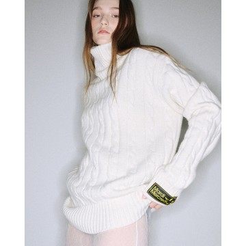 韓國MARDI MERCREDI - CASHMERE BLENDED CABLE OVERSIZED TURTLE NECK (IVORY)